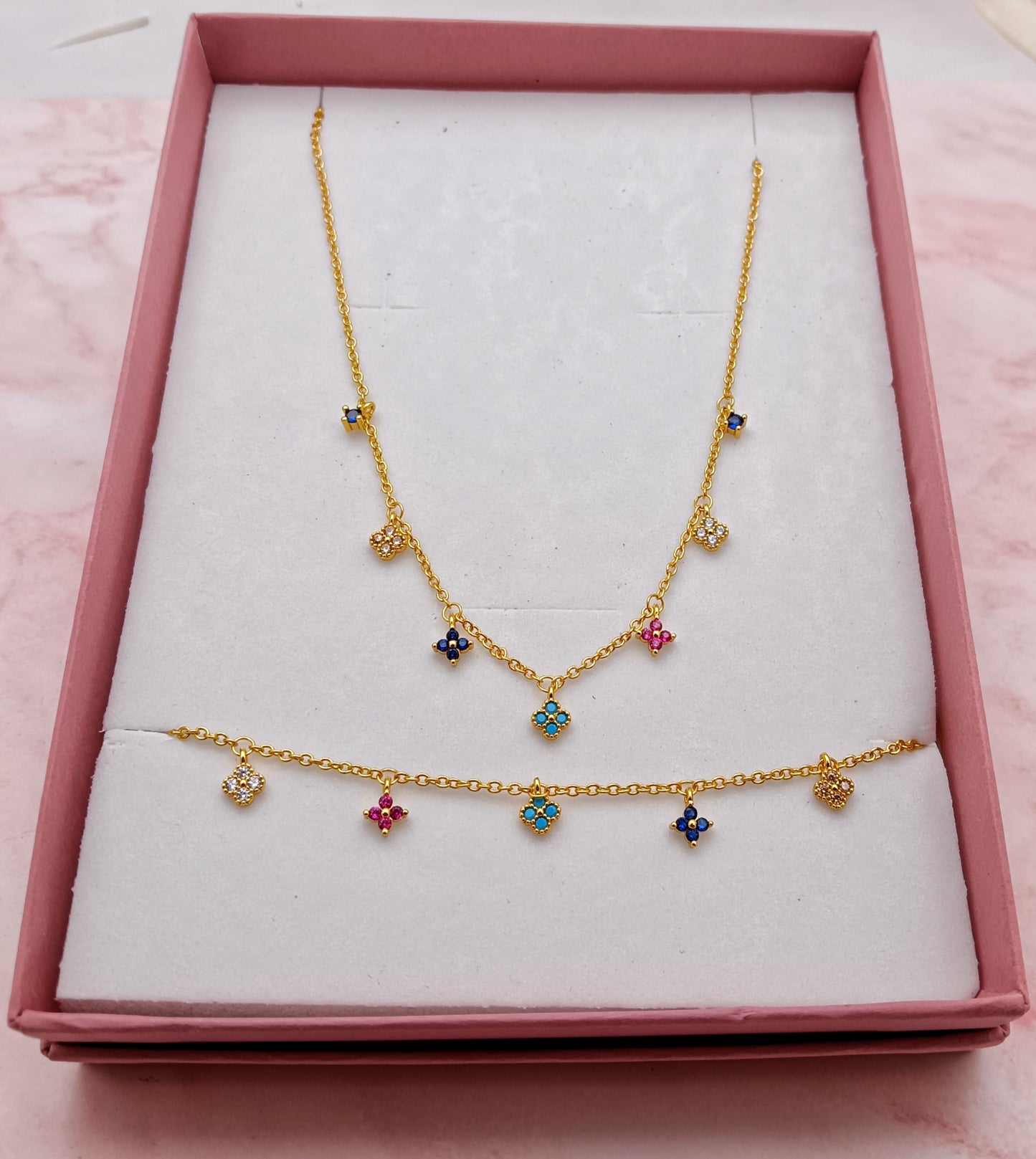 Multicolor Fine Clover Set