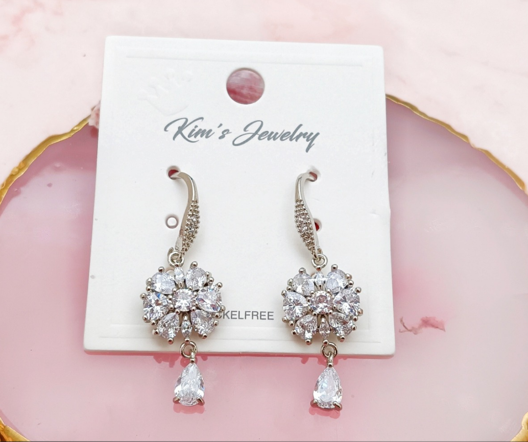 Flower Drop Earrings