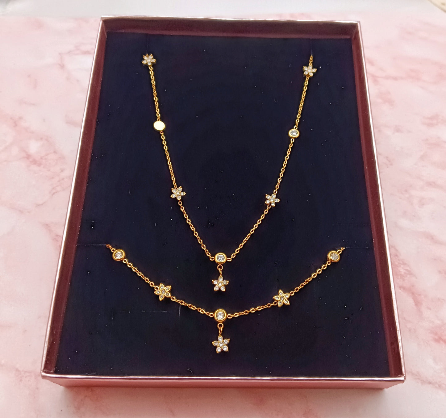 Mini Flower Necklace & Bracelet Set