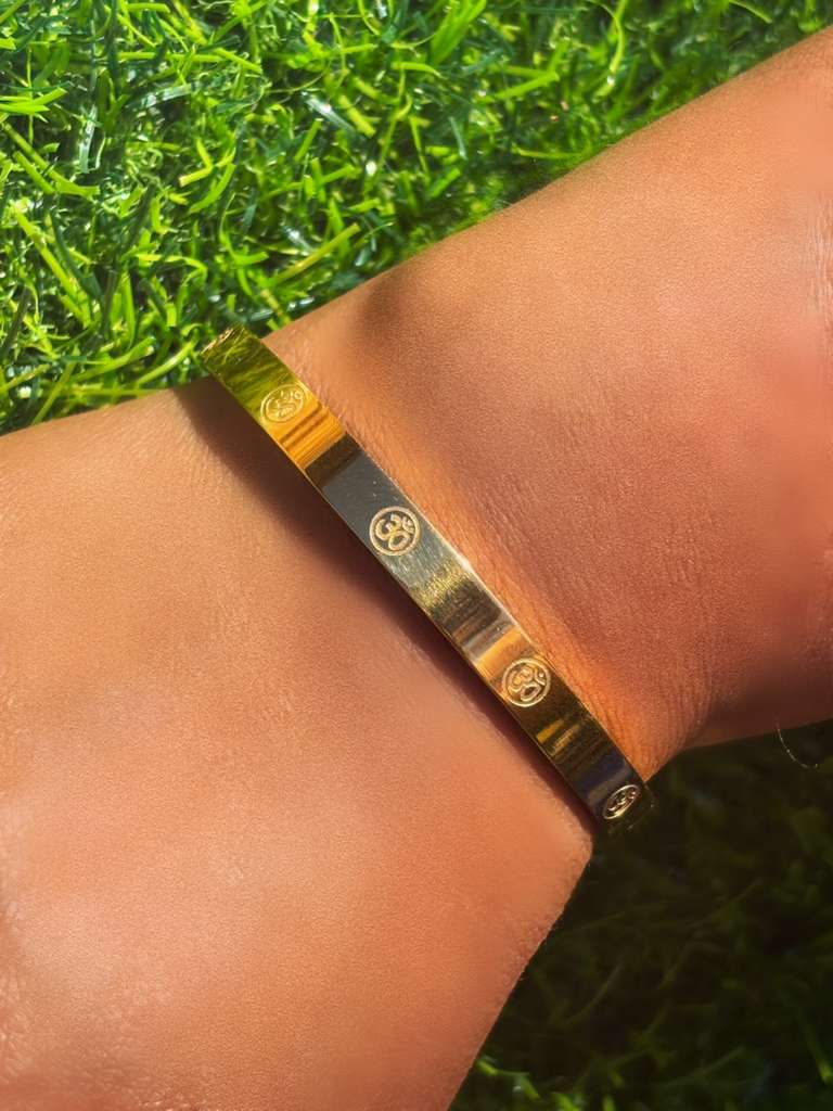 Aum Bracelet - Waterproof