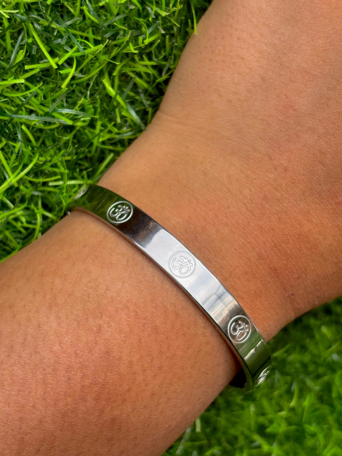 Men's Stainless Steel Aum Bracelets - Waterproof