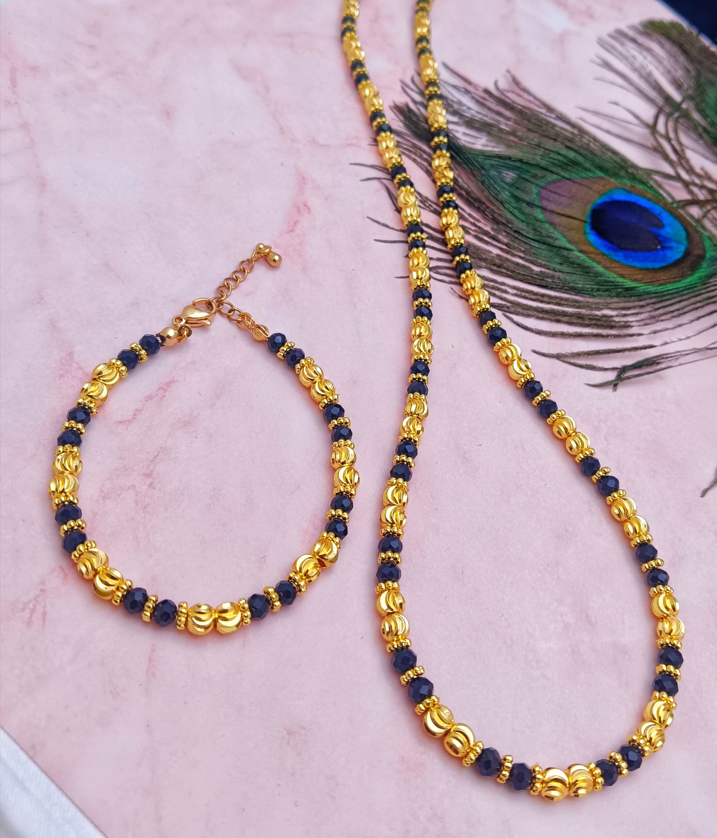 18ct Gold Plated Necklace and Bracelet Set - Black or Silver