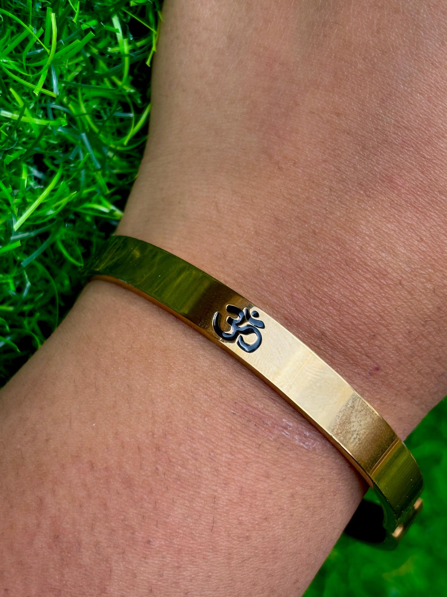 Men's Stainless Steel Aum Bracelets - Waterproof