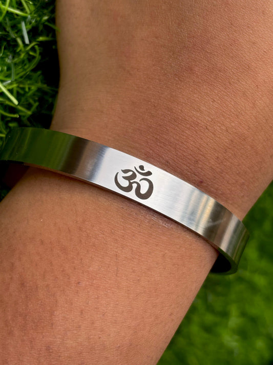 Men's Stainless Steel Aum Bracelets - Waterproof